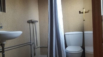 travel inn guesthouse