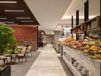 movenpick hotel and residences hajar tower makkah