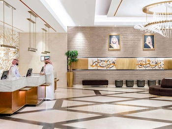 movenpick hotel and residences hajar tower makkah