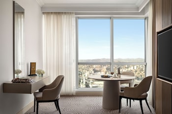 movenpick hotel and residences hajar tower makkah
