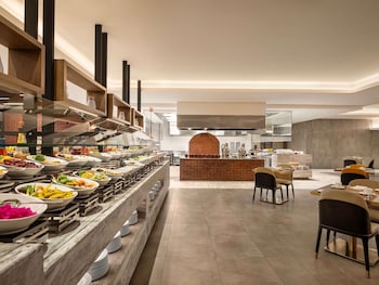 movenpick hotel and residences hajar tower makkah