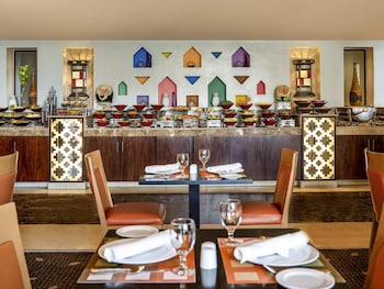 movenpick hotel and residences hajar tower makkah