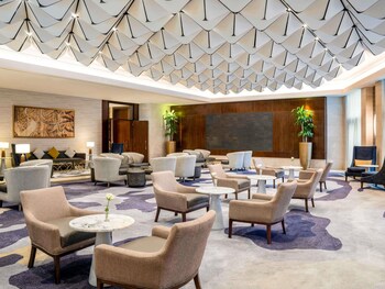 movenpick hotel and residences hajar tower makkah