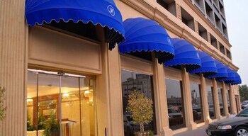 alhyatt jeddah continental hotel