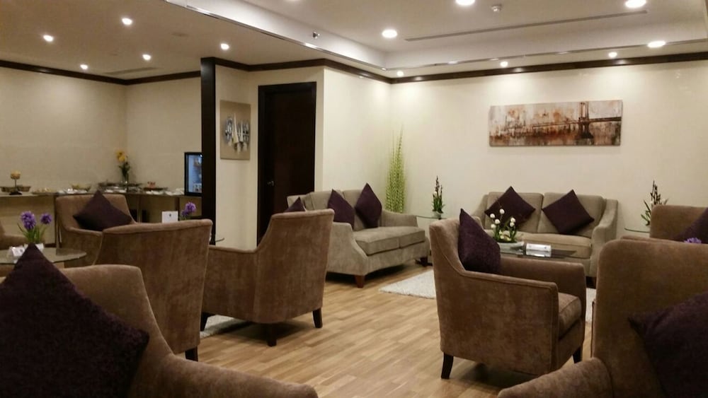 alhyatt jeddah continental hotel