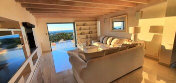 paternoster accommodation