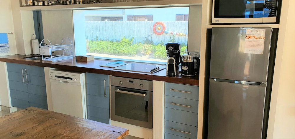 paternoster accommodation