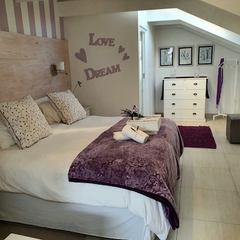 paternoster accommodation