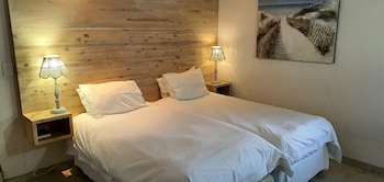 paternoster accommodation