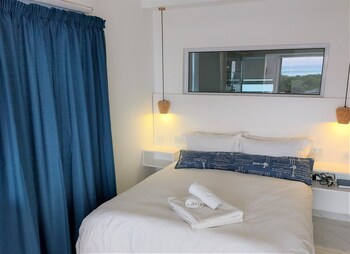 paternoster accommodation