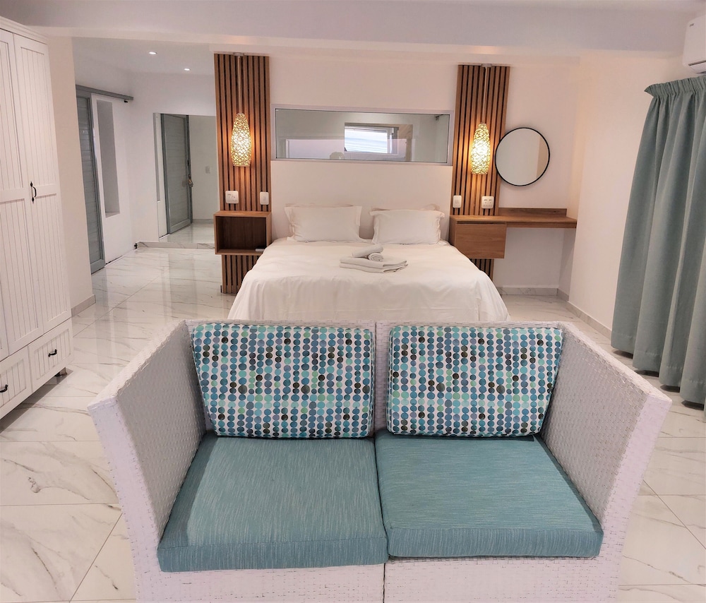 paternoster accommodation