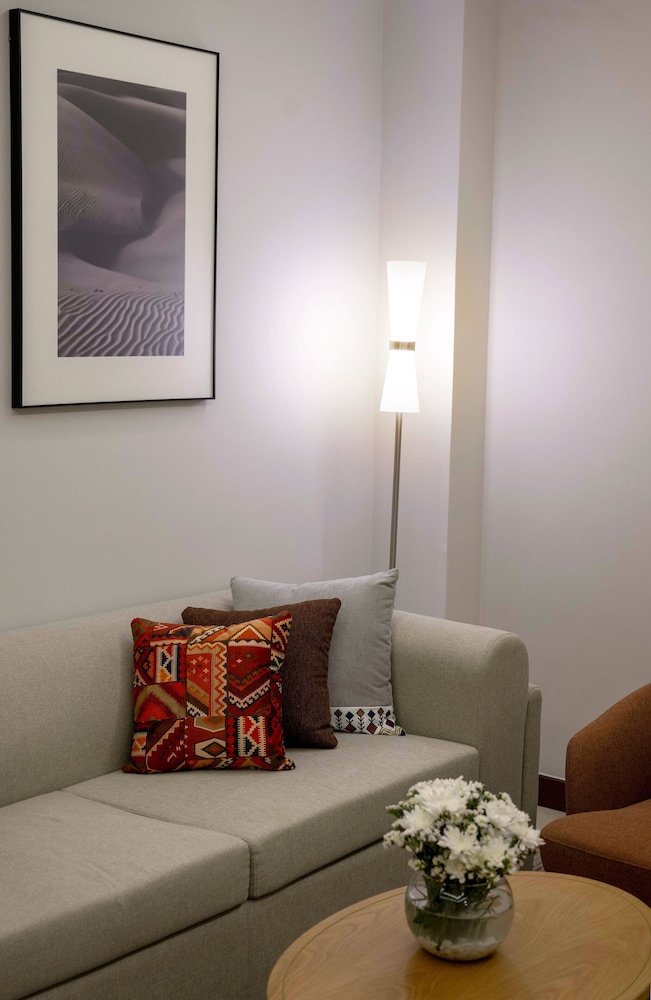 mercure hotel khamis mushait