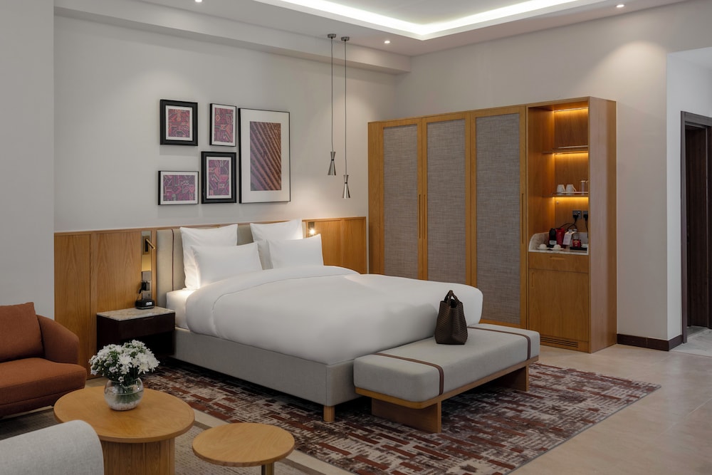 mercure hotel khamis mushait