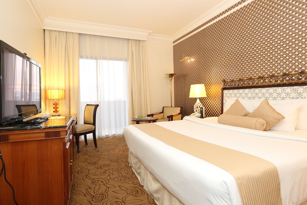 mercure hotel khamis mushait