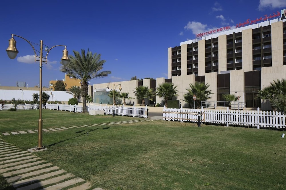 mercure hotel khamis mushait