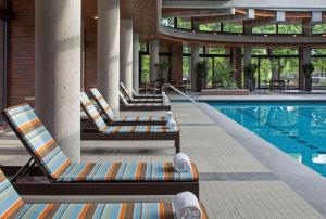 Hyatt Lodge Oak Brook Chicago,Oak Brook>>Chicago,4 star