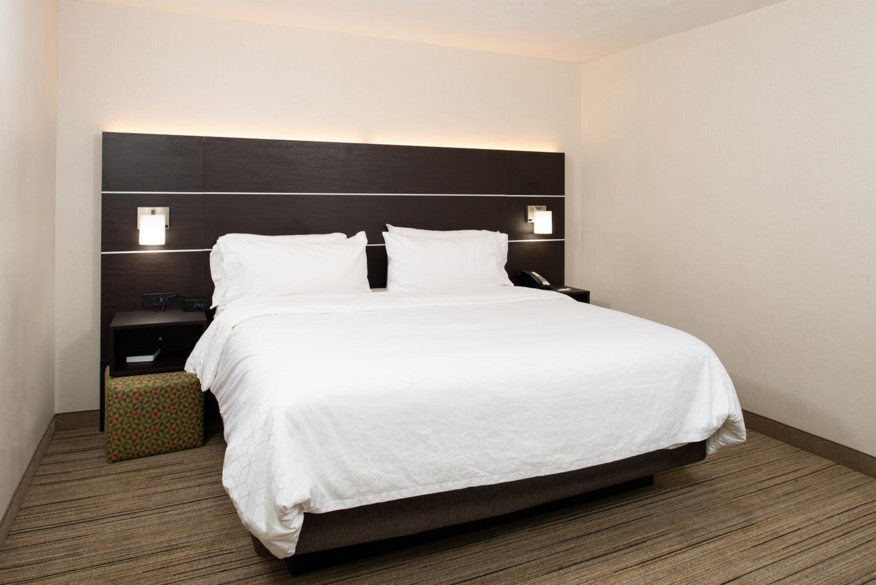 holiday inn express west cincinnati by ihg