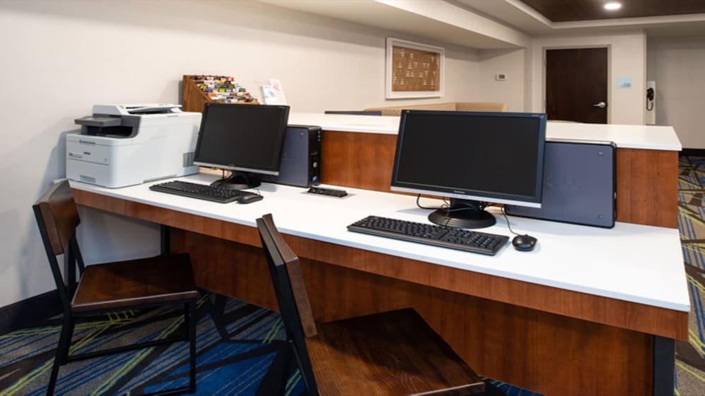 holiday inn express west cincinnati by ihg