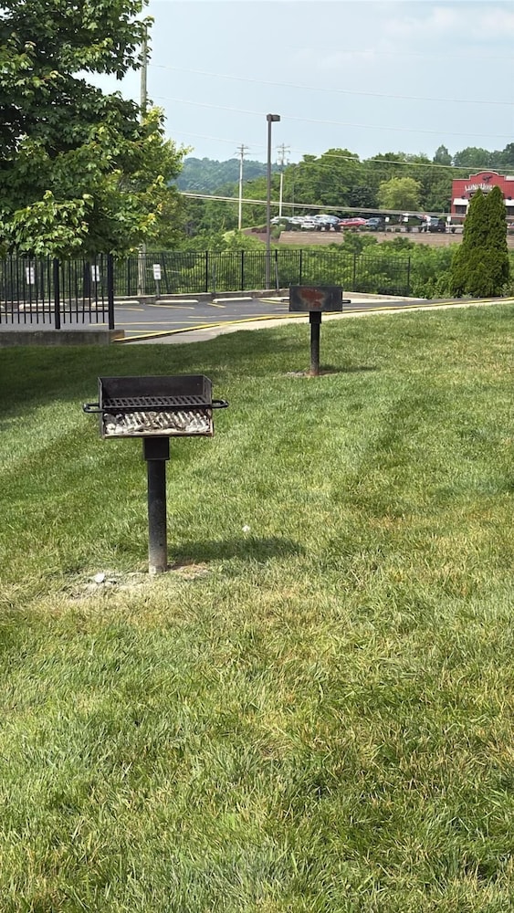holiday inn express west cincinnati by ihg