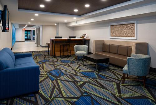 holiday inn express west cincinnati by ihg