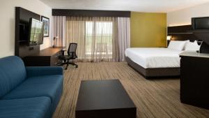 holiday inn express west cincinnati by ihg
