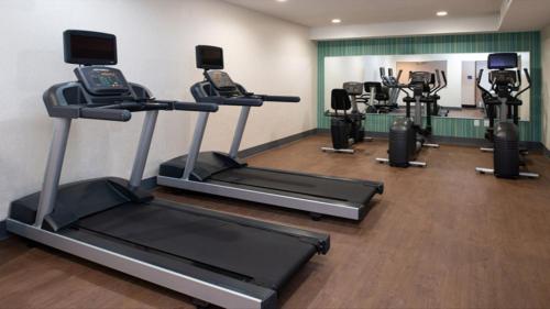 holiday inn express west cincinnati by ihg