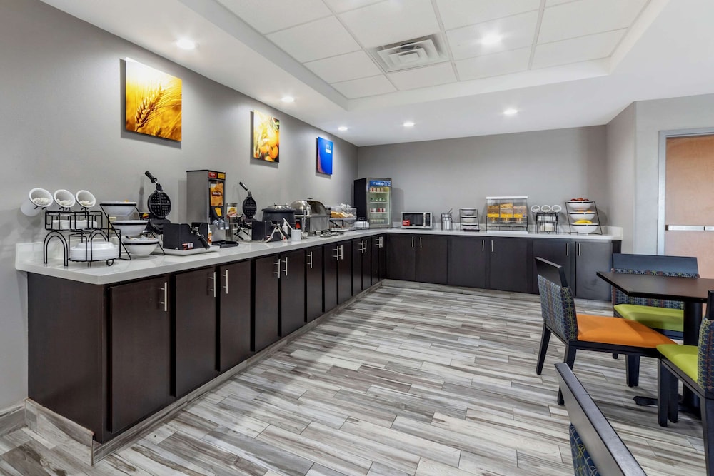 comfort inn and suites quail springs