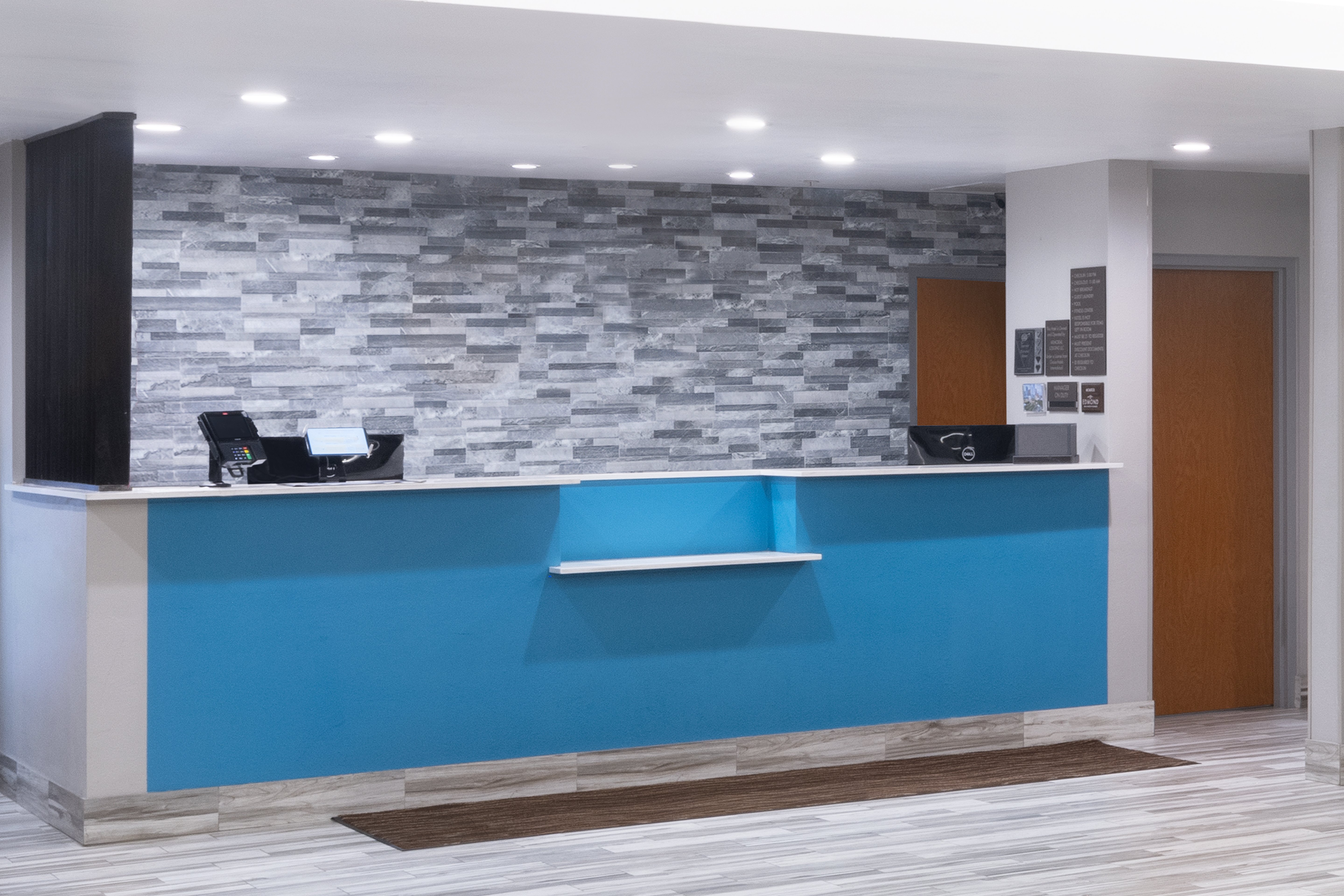 comfort inn and suites quail springs