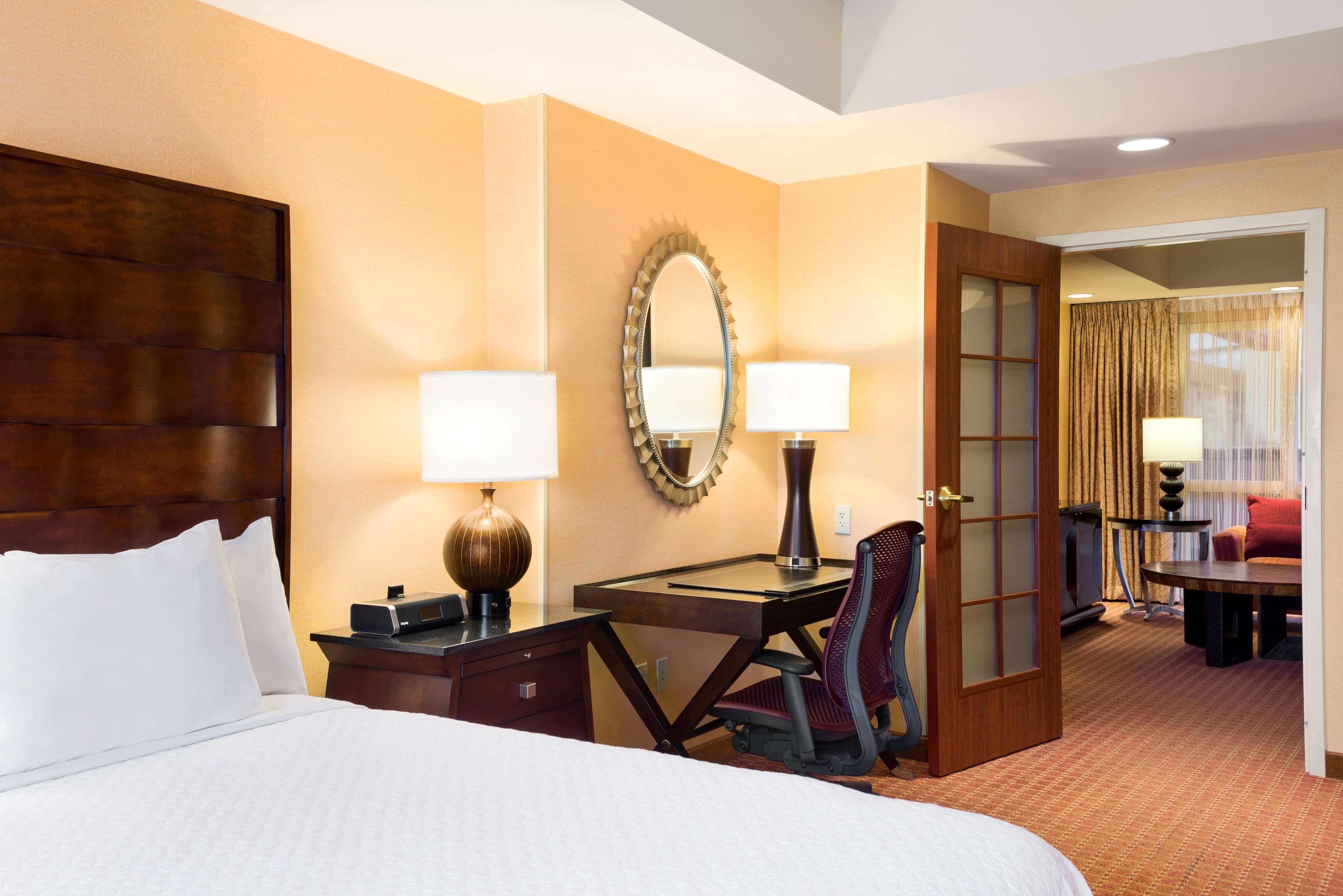 embassy suites by hilton norman hotel and conference center