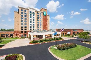 embassy suites by hilton norman hotel and conference center