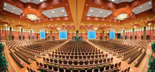 embassy suites by hilton norman hotel and conference center