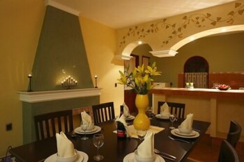 suites bello xochimilco by dot tradition