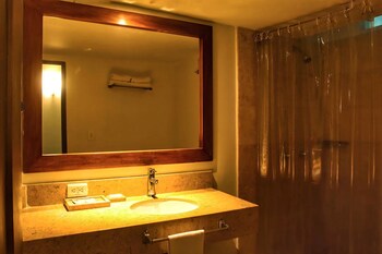 hotel oceania cartagena