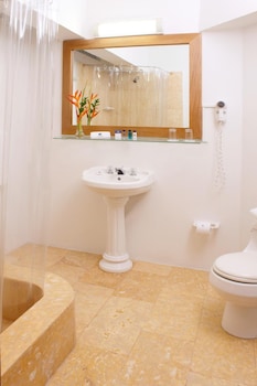 hotel oceania cartagena