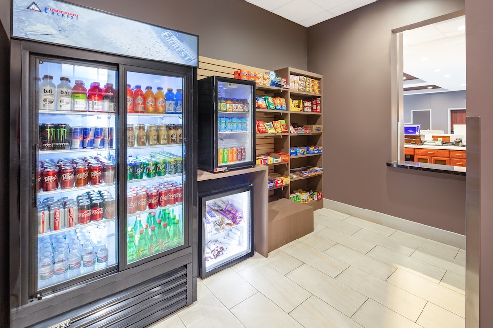 holiday inn express and suites ontario airport by ihg