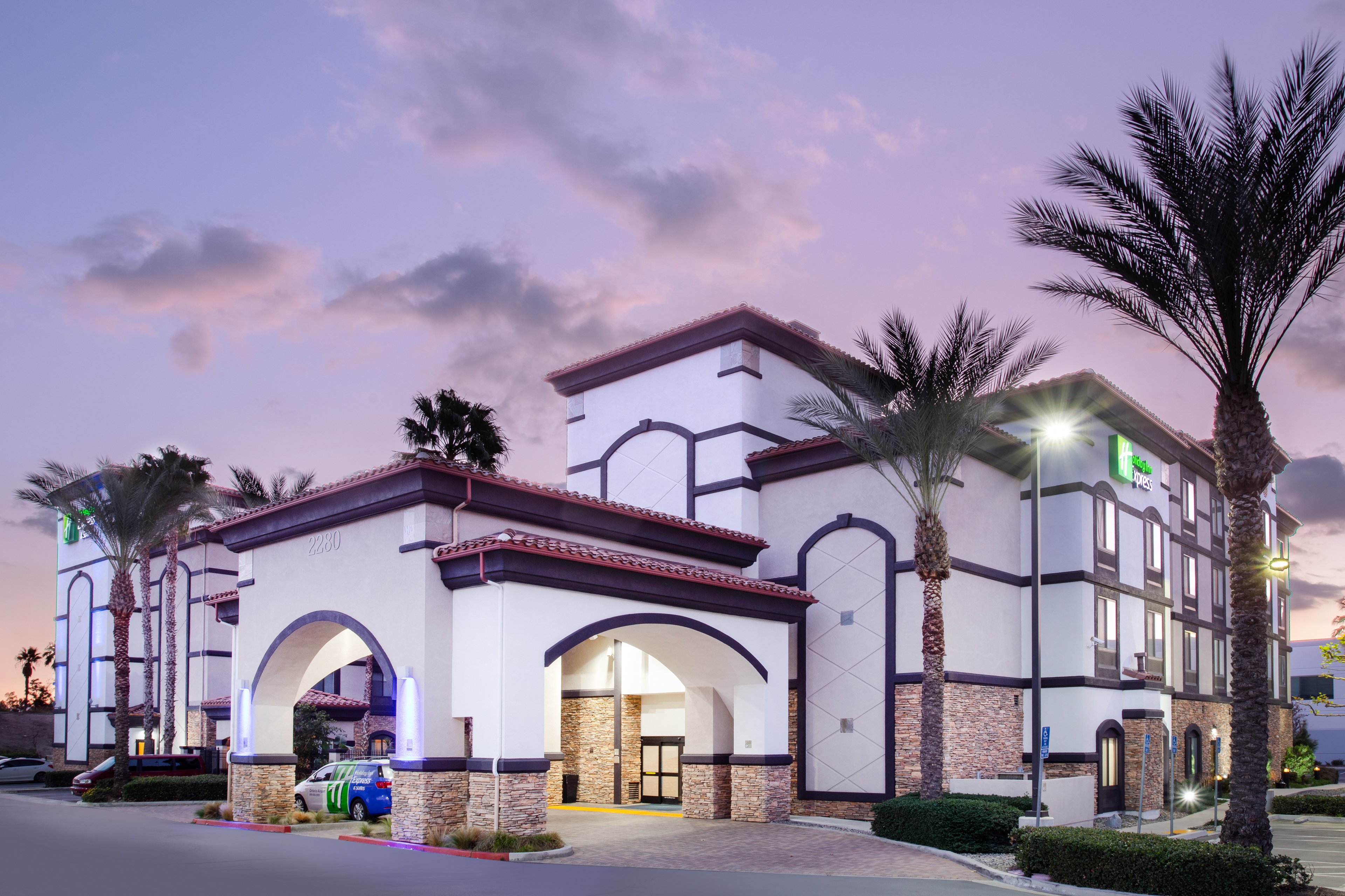 holiday inn express and suites ontario airport by ihg