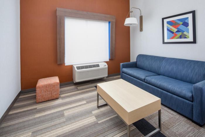 holiday inn express and suites ontario airport by ihg