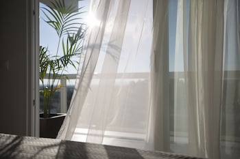 las gaviotas suites hotel