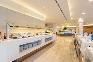 hipotels dunas cala millor aparthotel