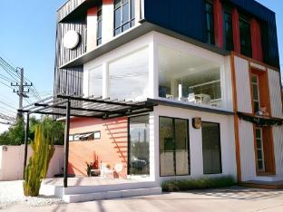 the ascent apartment