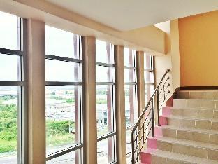 the ascent apartment