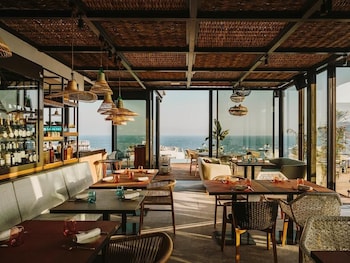 aguas de ibiza grand luxe hotel