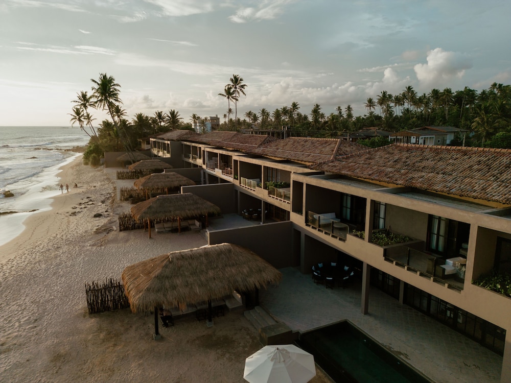 weligama kalyani home and tours