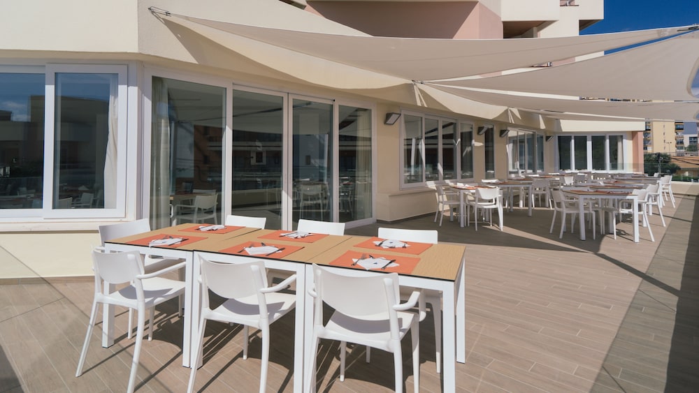 hotel thb maria isabel adults only