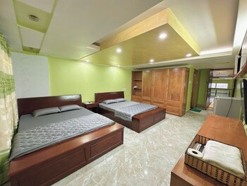 hung thinh hotel