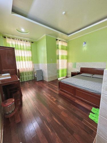 hung thinh hotel