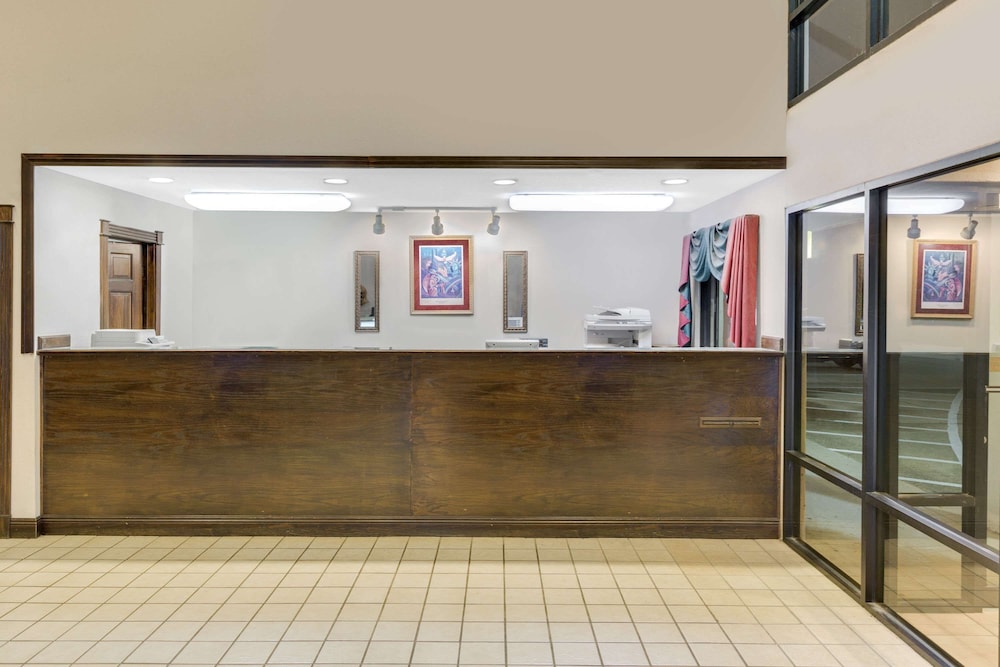 super 8 by wyndham ocean springs biloxi