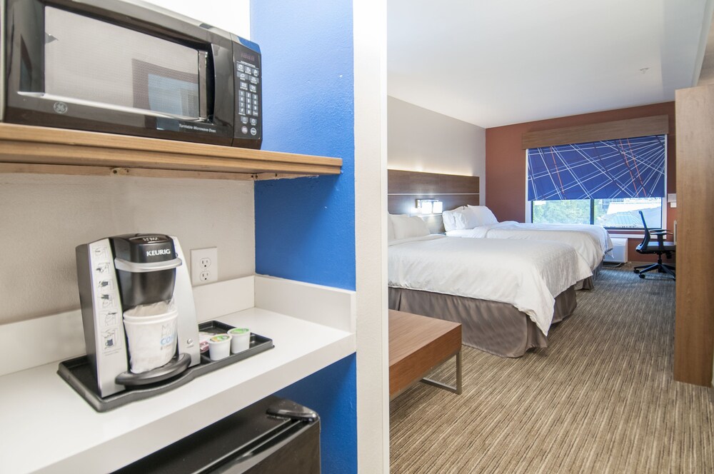 holiday inn express and suites ocean springs by ihg