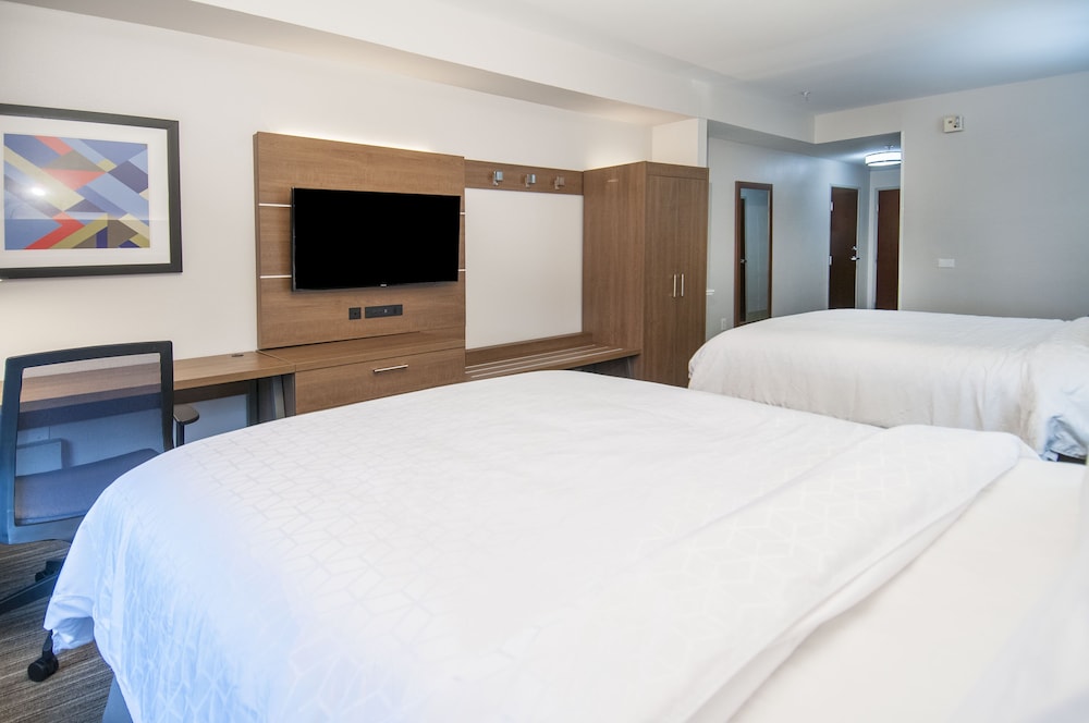 holiday inn express and suites ocean springs by ihg