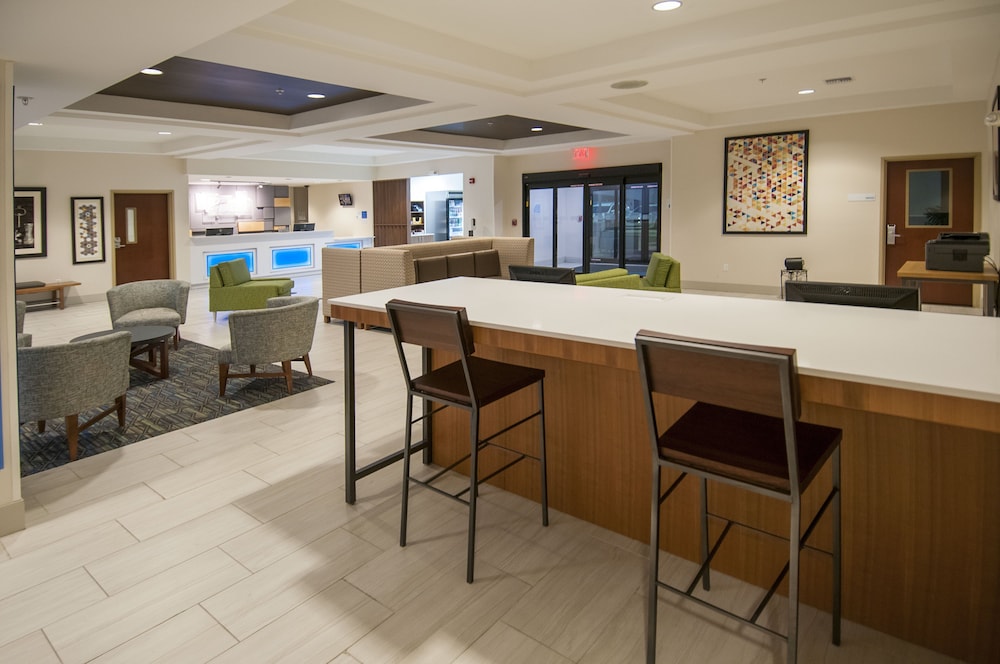 holiday inn express and suites ocean springs by ihg